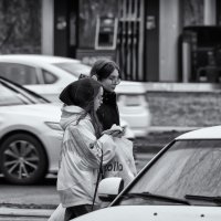 Городские девчонки :: Александр Синдерёв