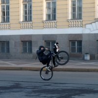 трюкач на Дворцовой :: zavitok *