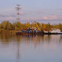 По осеннему Иртышу. :: сергей ермошкин