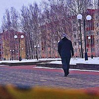 Апрель...Нефтеюганск. На бульваре! :: Владимир 