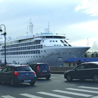 Лайнер на Неве :: Сергей Швечков