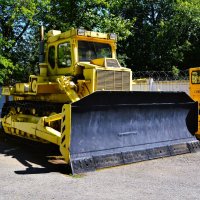 Чебоксары. Промышленный гусеничный трактор Т-330. :: Пётр Чернега Чебоксары. Промышленный гусеничный трактор Т-330. :: Пётр Чернега