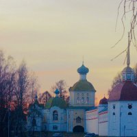 Весенним вечером :: Сергей Кочнев