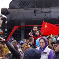 У поезда Победы :: Сергей Швечков