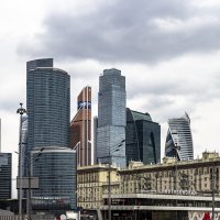 Столкновение эпох... :: Сергей Козырев