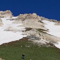 ПРОГУЛКА НА Б.ЧИМГАН - 2, спуск с вершины. :: Виктор Осипчук