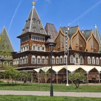 Дворец царя Алексея Михайловича в Коломенском :: <<< Наташа >>>