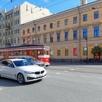 Яркое солнечное холодное утро на Литейном проспекте :: Ирина Румянцева