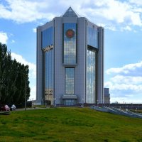 Чебоксары. Новый Дом правительства. :: Пётр Чернега Чебоксары. Новый Дом правительства. :: Пётр Чернега