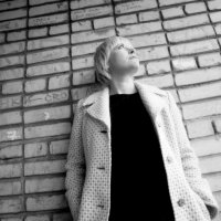 The Wall :: Maria Rainer