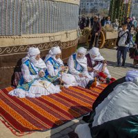 Бытовая сцена :: Анатолий Чикчирный