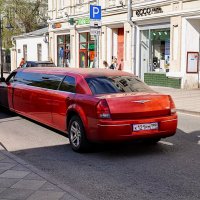 Просто красный лимузин .... :: Анатолий Колосов