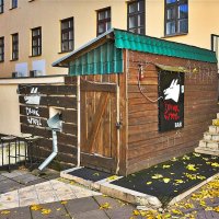 Гулял по городу и набрёл на неказистый с виду лаунж-бар Drink‘n‘Roll :: Глeб ПЛATOB