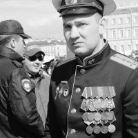 *** :: Виктор Никитенко