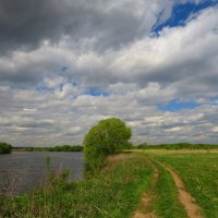 Дорожка вдоль реки :: Андрей Снегерёв Дорожка вдоль реки :: Андрей Снегерёв