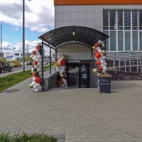 Открылось новое кафе :: Валерий Иванович Открылось новое кафе :: Валерий Иванович