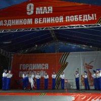 Танец "Яблочко" :: Юлия Денискина