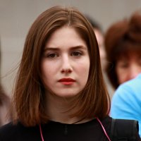 Уличный портрет :: Владимир59 