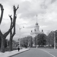 Где то на ВДНХ :: юрий поляков Где то на ВДНХ :: юрий поляков