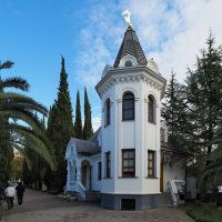 Из прогулок по Сочи. :: Евгений Седов Из прогулок по Сочи. :: Евгений Седов