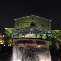 У Большого театра :: Маера Урусова