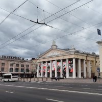 Брянск. Областной драмтеатр и центральный универмаг. :: Ольга 