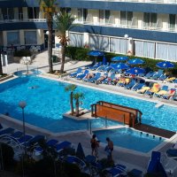 Испания. Каталония. В гостинице. :: Владимир Драгунский Испания. Каталония. В гостинице. :: Владимир Драгунский