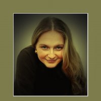 ГОСТЬЯ... :: Elvira E. 