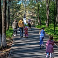 Весенний парк... :: Aquarius - Сергей