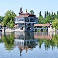 У парку :: Степан Карачко У парку :: Степан Карачко