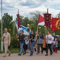 Нефтегорск, крестный ход :: Олег Манаенков