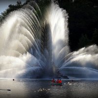 фонтаны в городе :: Олег Лукьянов