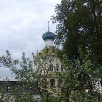 Весенний монастырь :: Сергей Кочнев