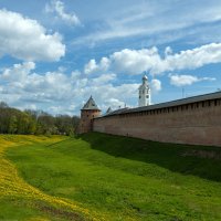 Стены Новгородского кремля. :: Yuri Chudnovetz