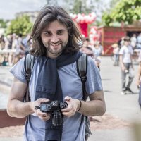 Бендерский фотохудожник Андрюха отвисает на Тираспольской фотосушке 2025 :: Коля Лукашов