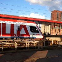 Московский летний вечер на МЦД. :: Татьяна Помогалова