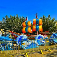 ПАРУСНИК   НА   ВОЛНАХ :: Анатолий Малобродский