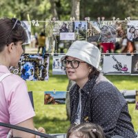 Фотохудожница Лианушка втирает коллеге за жисть :: Коля Лукашов