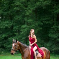 Красивая девушка, красивый конь, что может быть лучше :: Mitya Galiano