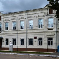 Ядрин. Здание Земского собрания :: Пётр Чернега Ядрин. Здание Земского собрания :: Пётр Чернега