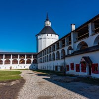 *** :: Дмитрий Лупандин