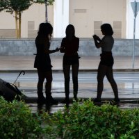 Дождливым вечером под мостом :: svk *