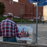 Художник у стен Кремля :: Борис Генкин Художник у стен Кремля :: Борис Генкин