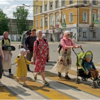 Паломники Великорецкого крестного хода 2025 ( Киров ) :: Валентин Котляров