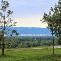 Таёжный город в горах на Енисее :: Василий 