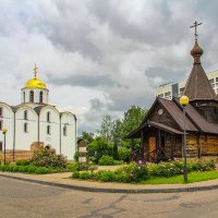 *** :: Роланд Дубровский