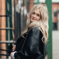 Анна :: Лилия .