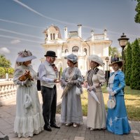 Беседа :: Елена Кухарева