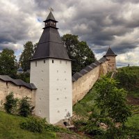 Псково-Печерский монастырь :: skijumper Иванов