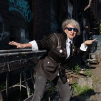 "За мною зажигали города..." :: Валерий Паршин